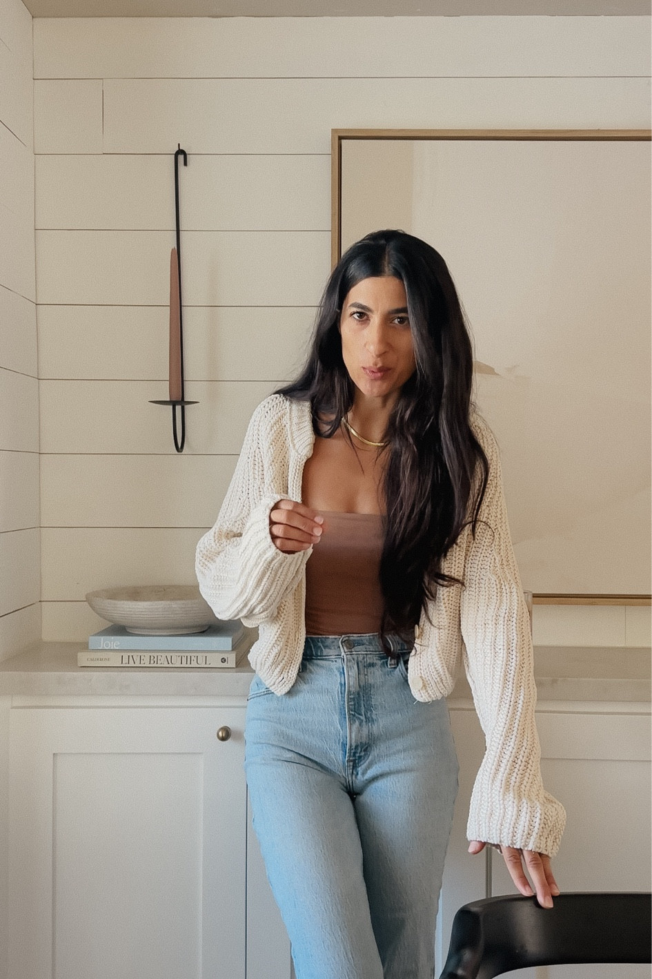 Outfit links! 
-fall sweater size xs (same cardigan but the cream color not available, linking a similar color)
-tube top size xs 
-light wash jeans 
