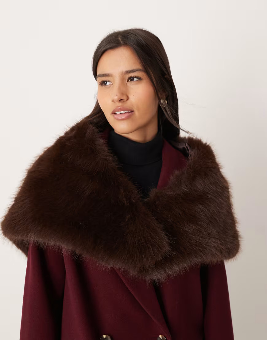 ASOS DESIGN faux-fur triangle scarf in chocolate-Brown | ASOS (Global)