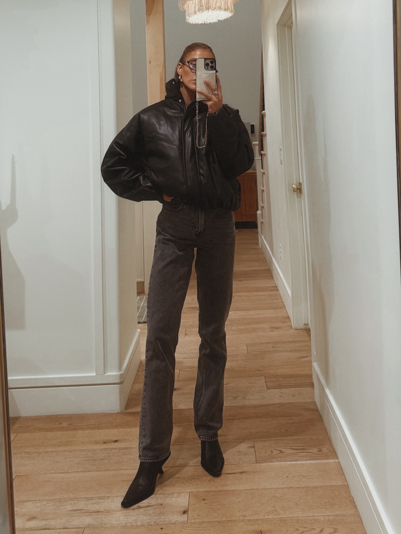 Full fit from dinner last night. All good capsule pieces to have in your closet. 