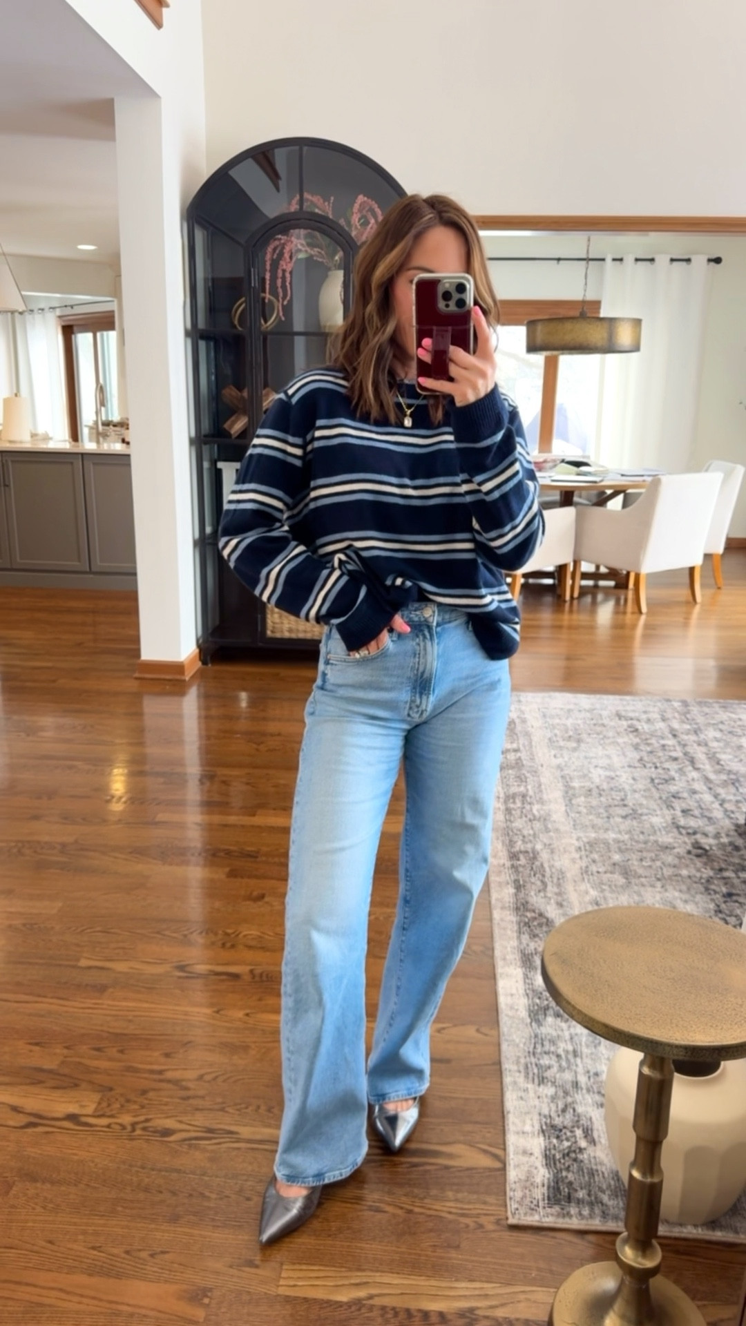 Today’s ootd - relaxed and casual. 
Boyfriend cashmere that is a classic 🙌🏻
Size small- variety of colors 
Jeans tts, regular 

#LTKSeasonal #LTKdayinmylife #LTKgrwm