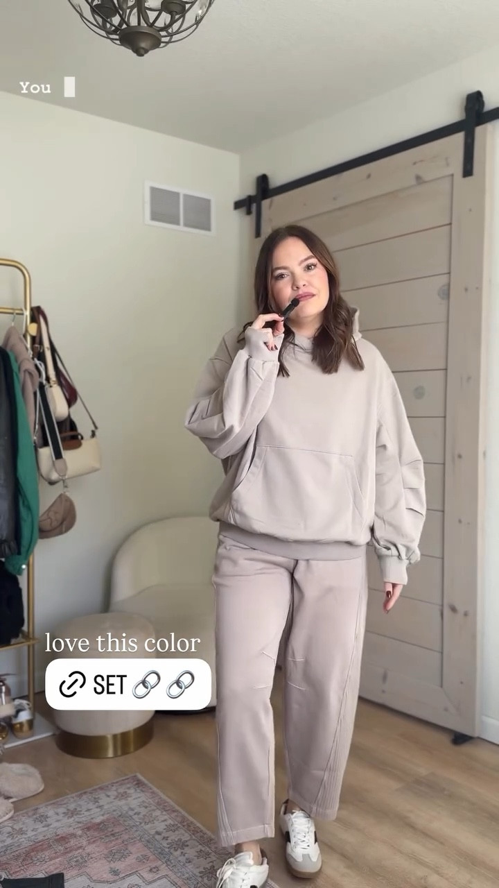 Aerie Loungewear haul // love this color & wearing true size medium in the hoodie and barrel sweatpants 

#LTKootd #LTKmomlife #LTKMidsize