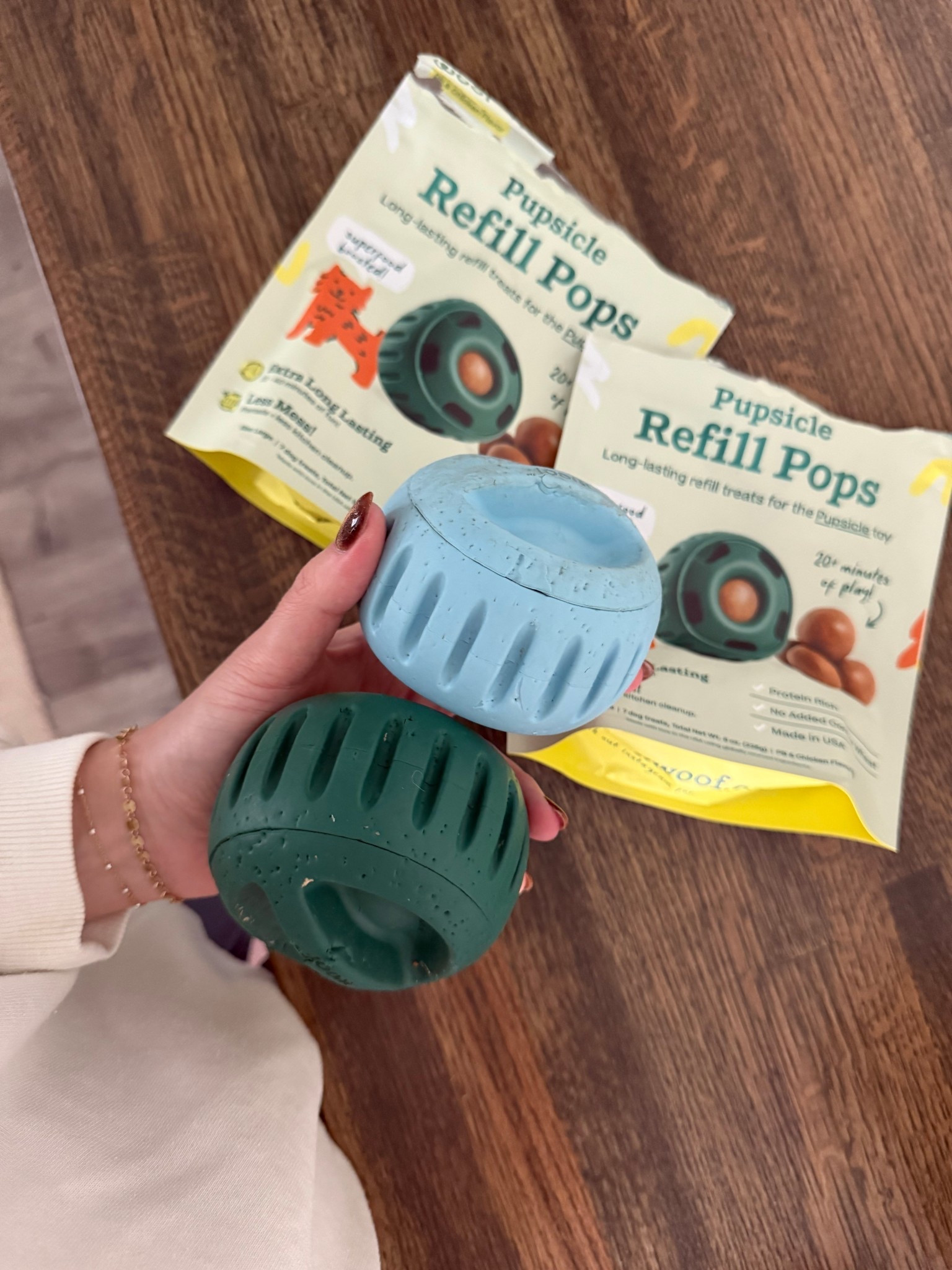 My favorite dog treats!! Keeps the pups entertained for like an hour🐶

#LTKFindsUnder50 #LTKPets