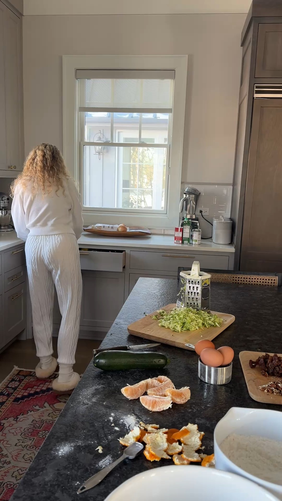 Matching cozy Alo set for baking on a freezing days never left the house!


#LTKgrwm #LTKdayinmylife #LTKActive