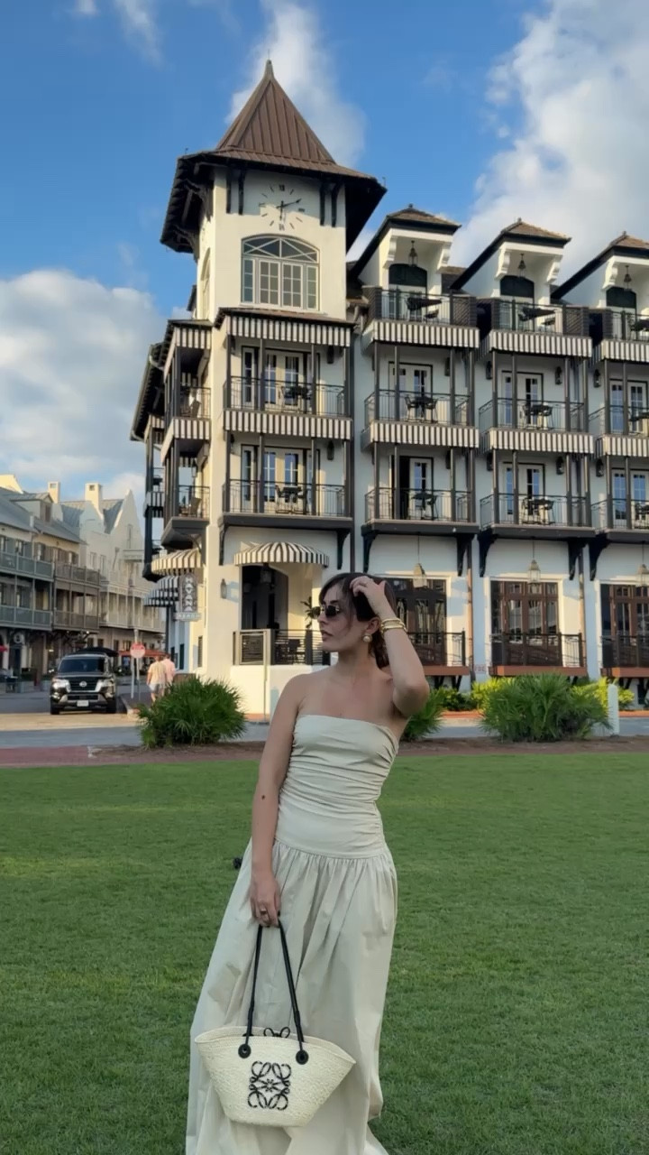 Beige summer dress ♥️

#MaxiDress #Neutral #Travel #Outfit #Miami 

#LTKVideo #LTKStyleTip #LTKSeasonal