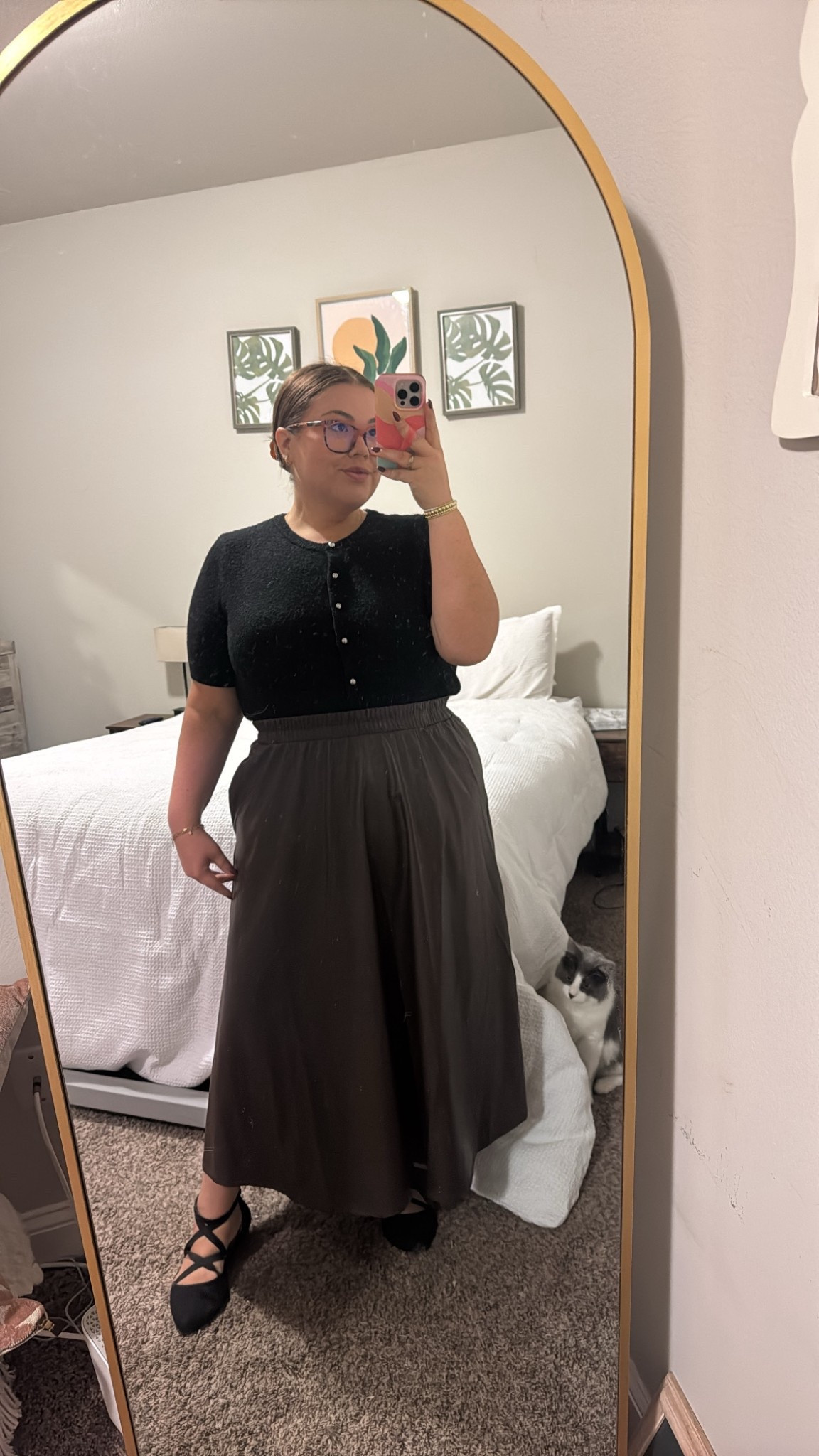 love this skirt for work and it has pockets!