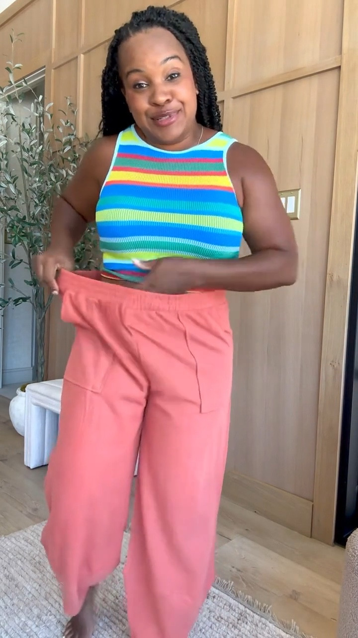 The comfiest outfit! 🤩 I love these pants for a throw on and go! 

#LTKMidsize #LTKSaleAlert #LTKootd