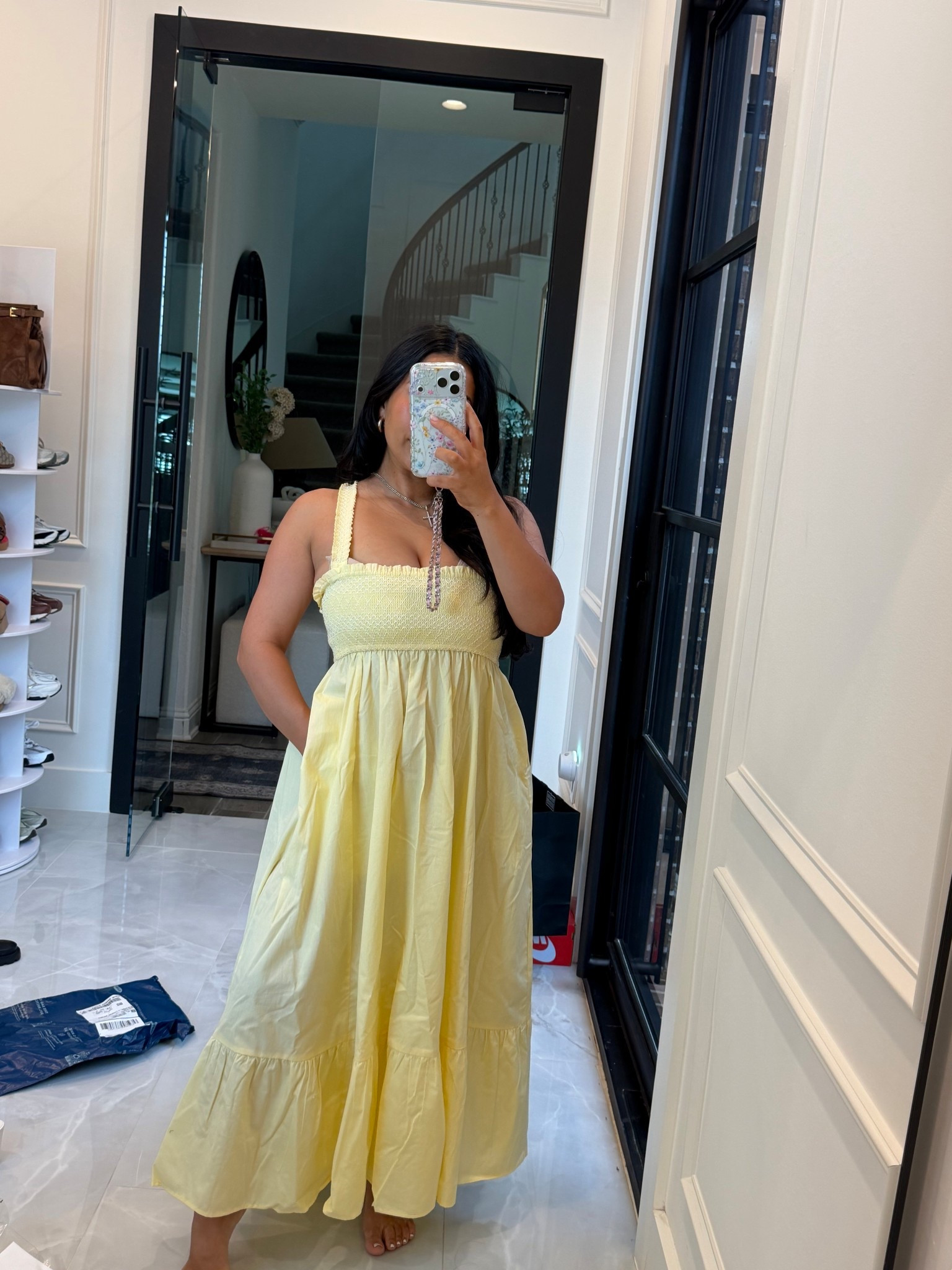 ADORE this dress!! I now have it in 3 colors. Convertible midi dress. I’m 5 2 so it’s a maxi on me! I got XS regular @abercrombie 


Spring dress
Yellow
 Postpartum 
Mom outfit 
Spring 
Spring dress
Ootd


#LTKootd #LTKdayinmylife #LTKMothersDay