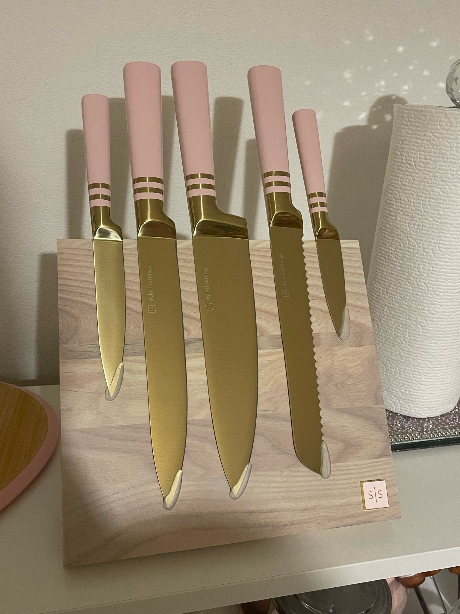 Kitchen Knife Set, Retrosohoo 9-Pieces Pink Sharp Non-Stick Coated Chef  Knive