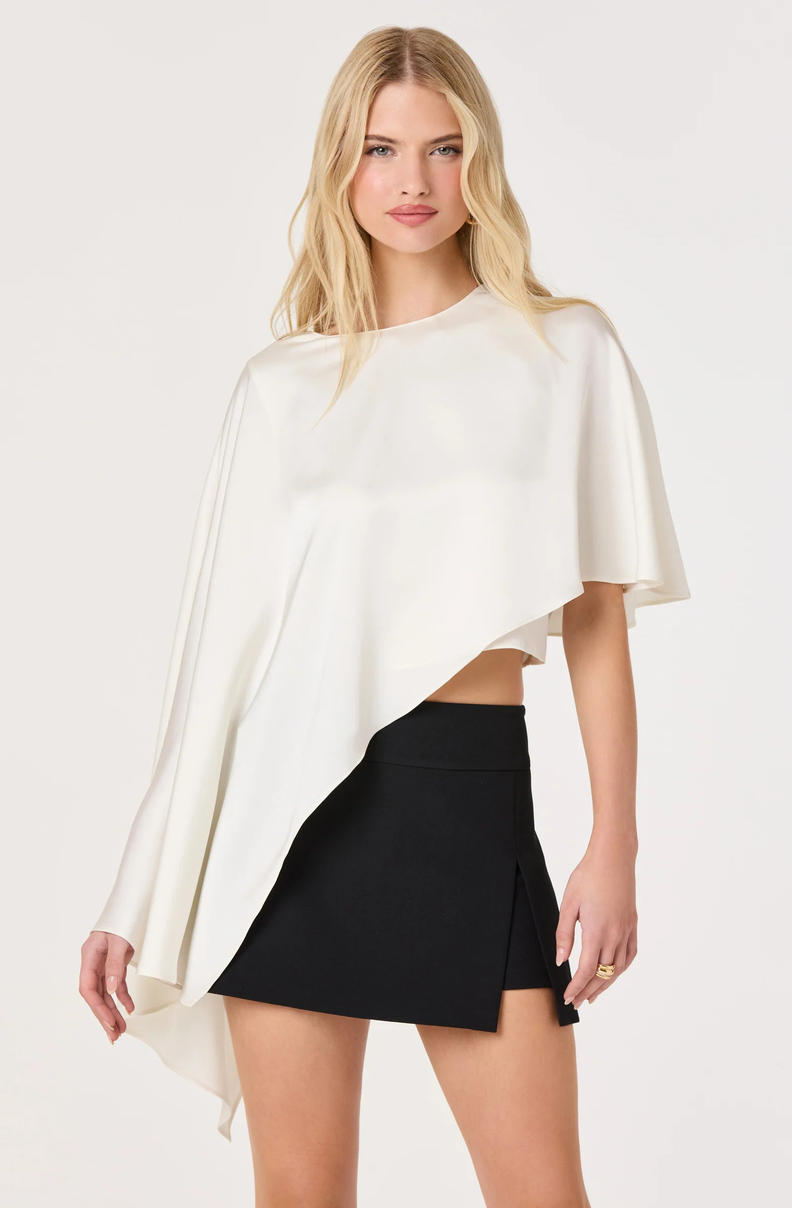 Thea Asymmetric Cape Top - Off white / XS | ASTR The Label (US)