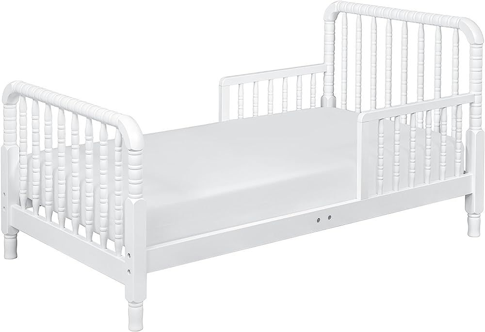 DaVinci Jenny Lind Toddler Bed in White | Amazon (US)