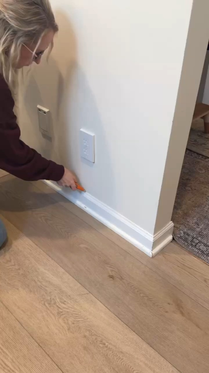 Linking all my fav flooring installation tools for you here! 🛠️❤️

Flooring Tools | DIY Project | Home Renovation 

Come Stay Awhile, Amanda Vernaci 

 