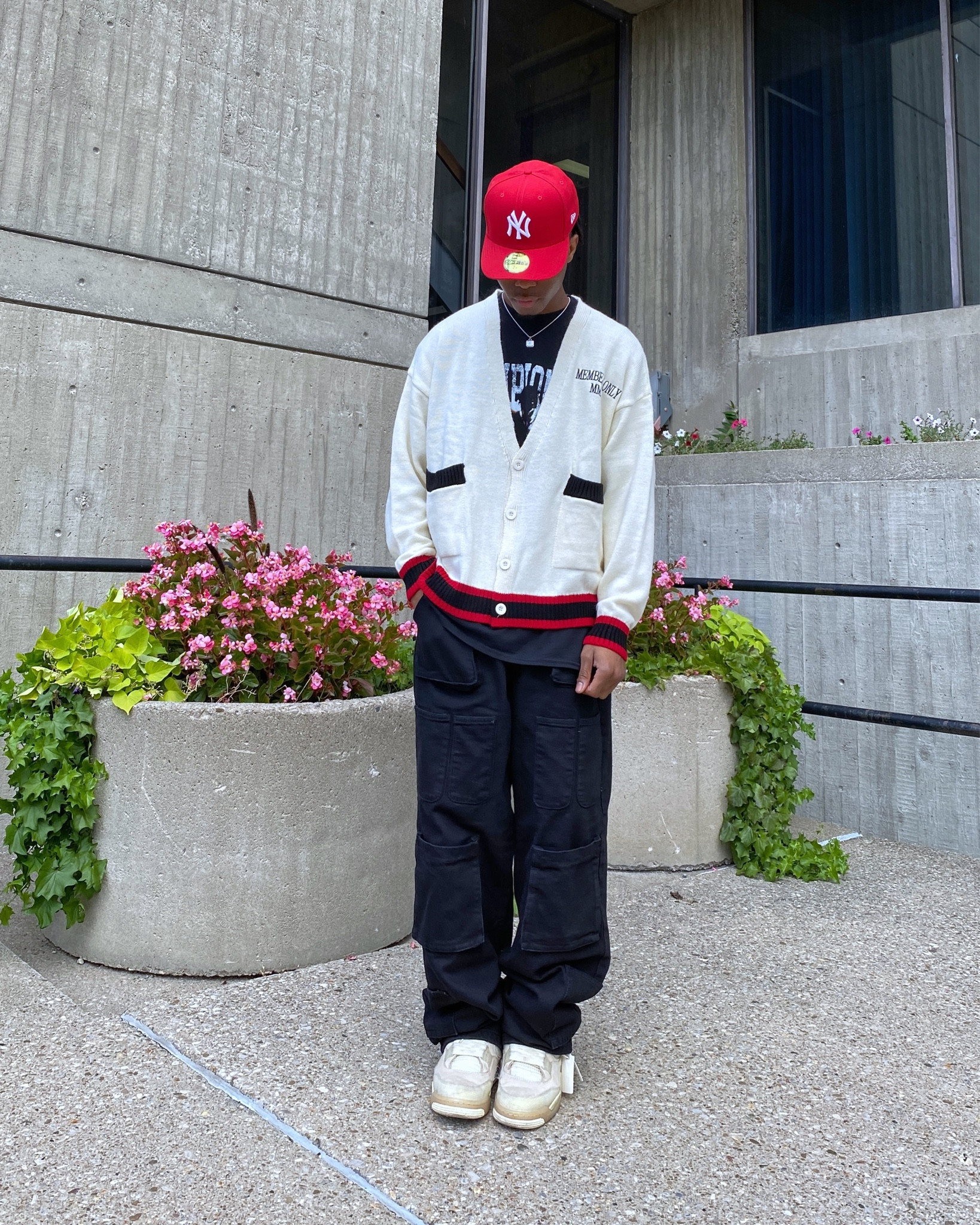 Casual fall outfit 🌹🕊️
Cargo pants + Cardigan combo 👌


#LTKmens #LTKU #LTKSeasonal