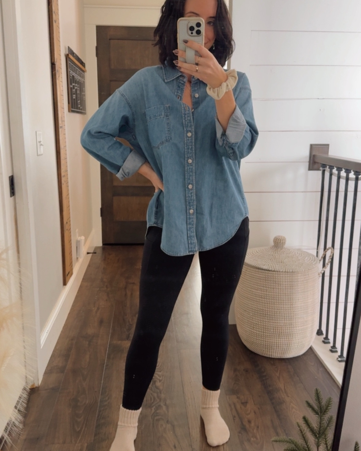 A go to everyday outfit 🙌🏻

#LTKFindsUnder100 #LTKmomlife