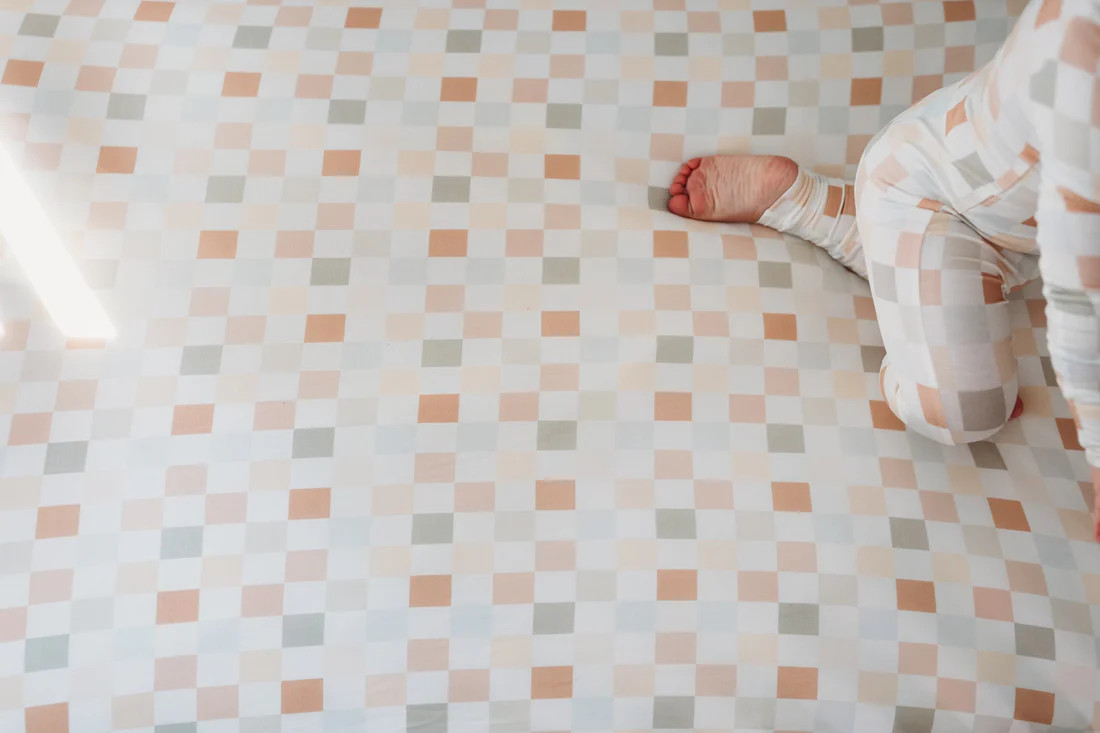 MUTED CHECKERS DREAM CRIB SHEET | Dream Big Little Co.