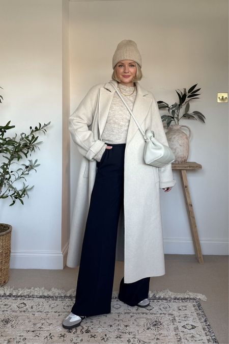 Navy wide leg trousers, winter outfit, sambas outfit 