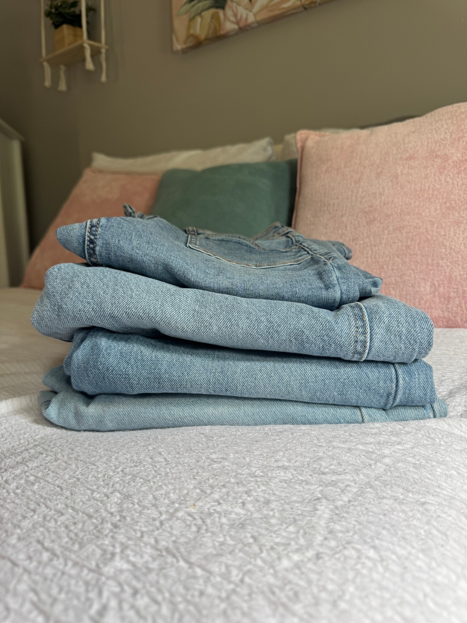 Garage, Pac Sun, & Levi’s jeans!

#LTKStyleTip #LTKSeasonal #LTKSaleAlert