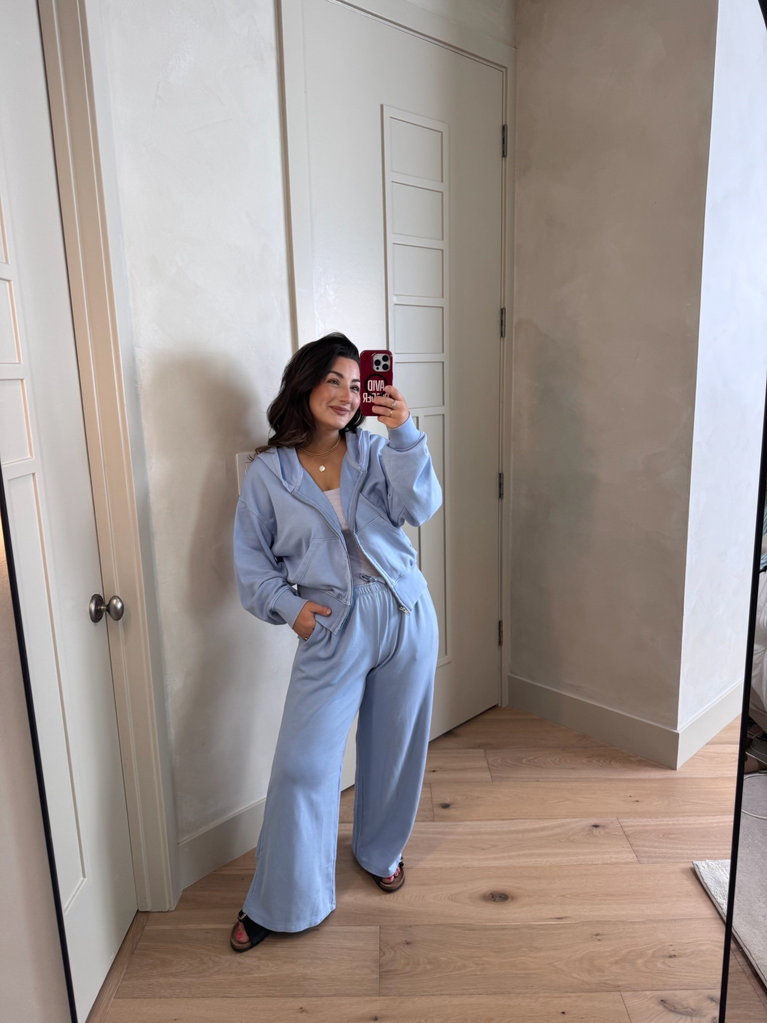 Petite girls… this one is for us. 💙

I’ve been reaching for this VintageSoft Terry set nonstop because it’s one of those outfits that feels like pajamas but still looks put together. Bonus points for the petite sweatpants!

The Closet Refresh: 50% Off Your Purchase. Exclusions Apply. 7/19–7/28

Sizing: 5’0” | 140 lbs
• VintageSoft Terry Oversized Wedge Zip Hoodie – Small, Light Blue
• VintageSoft Terry Wide-Leg Sweatpants – Medium Petite

@gap #howyouweargap #gappartner

#LTKmomlife #LTKPetite #LTKSaleAlert