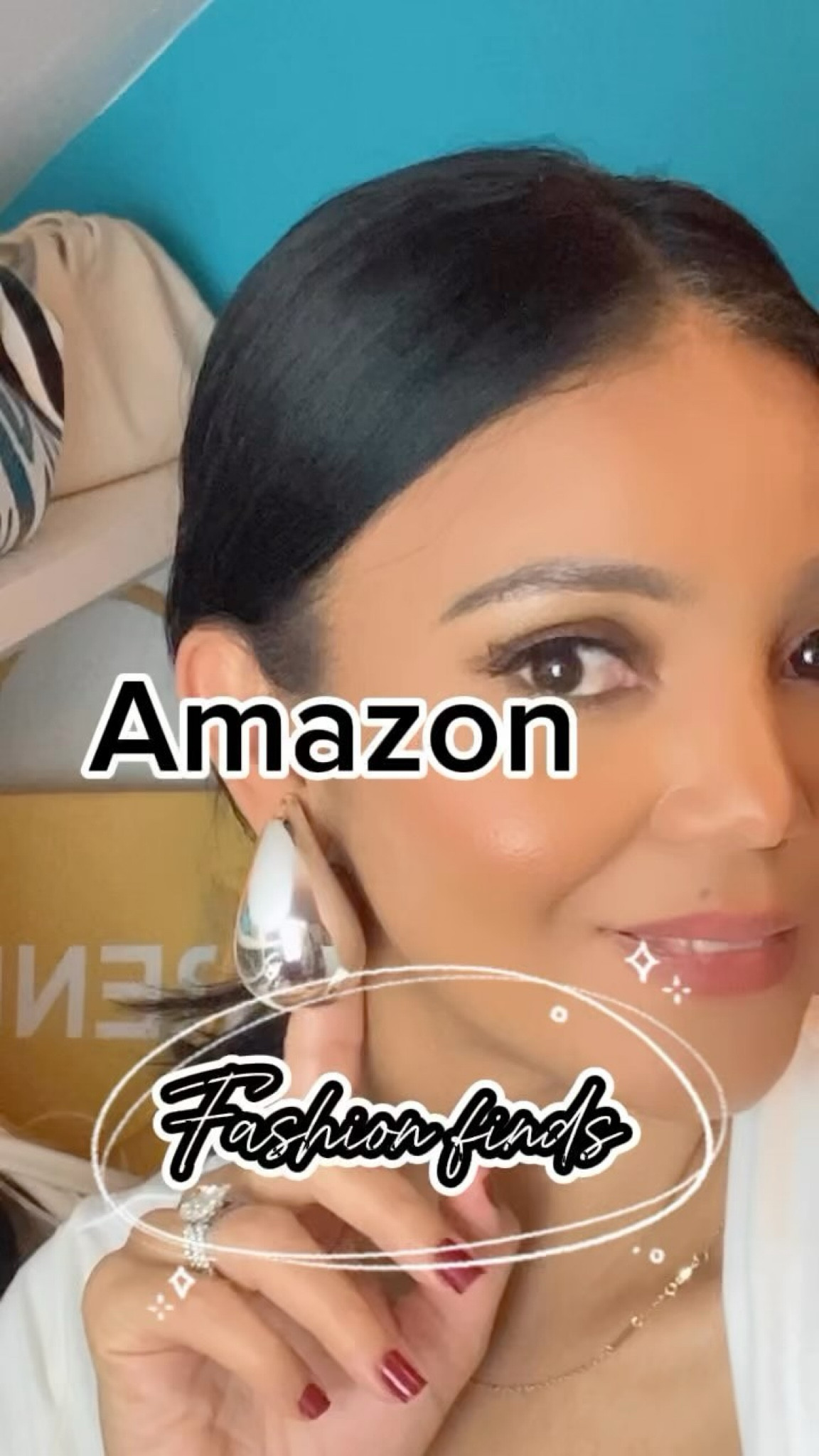 Amazon finds 🫶 

I found these beautiful earrings ideal for any outfit 😁💖 

#amazonfashion #amazon #amazonfinds #ootdfashion #style