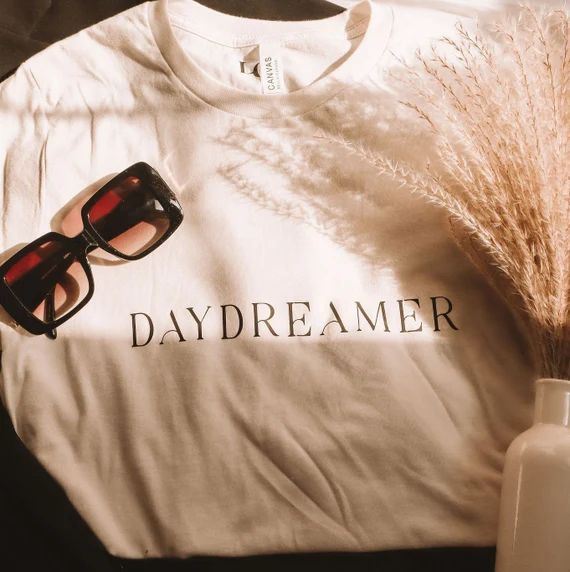 Daydreamer T-shirt  Women's Positivity Short Sleeve Shirt | Etsy | Etsy (US)
