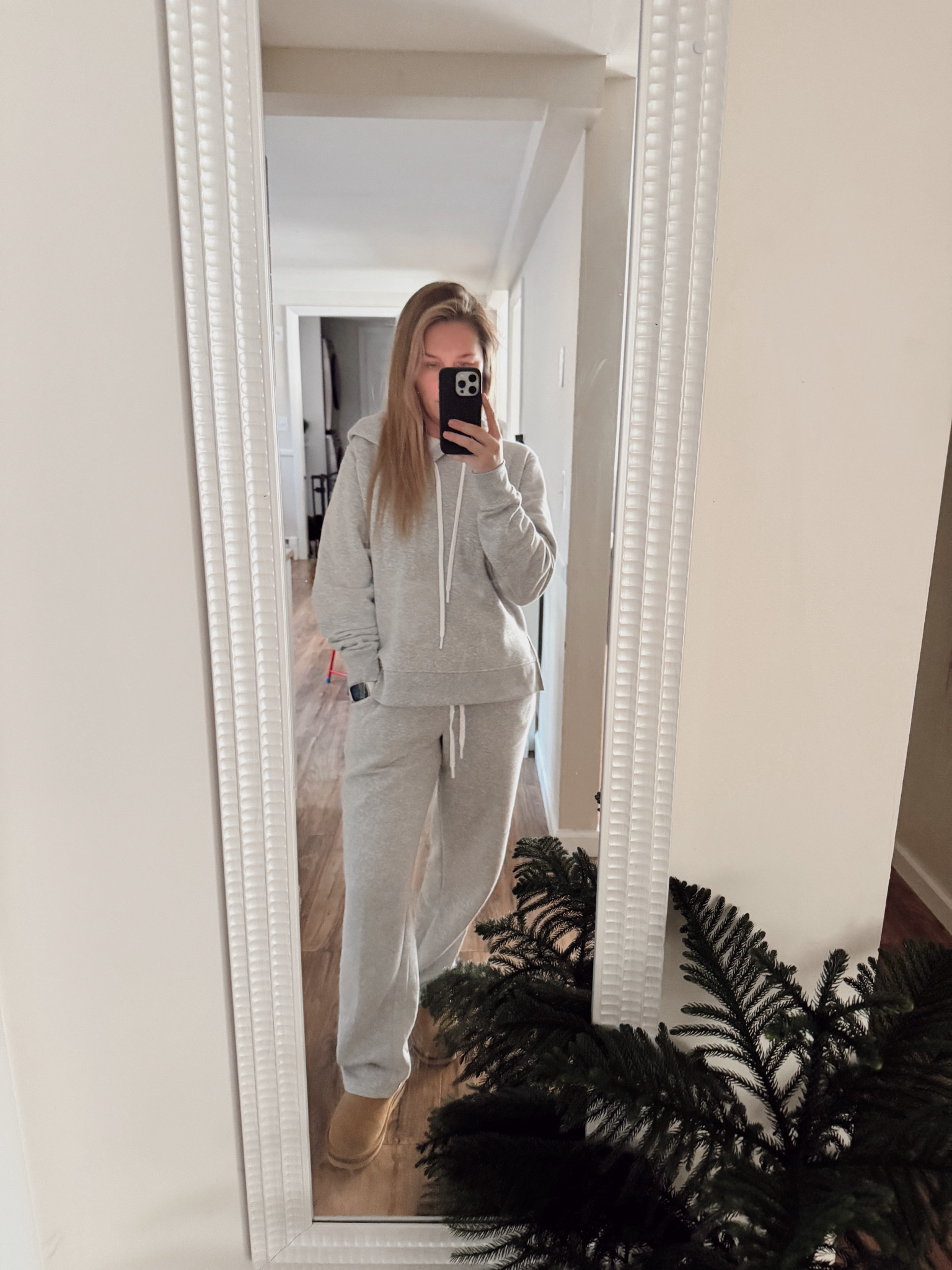 Living in this matching sweat suit from kohl’s! It is soooo soft and so comfortable!

#LTKStyleTip #LTKFindsUnder50 #LTKActive