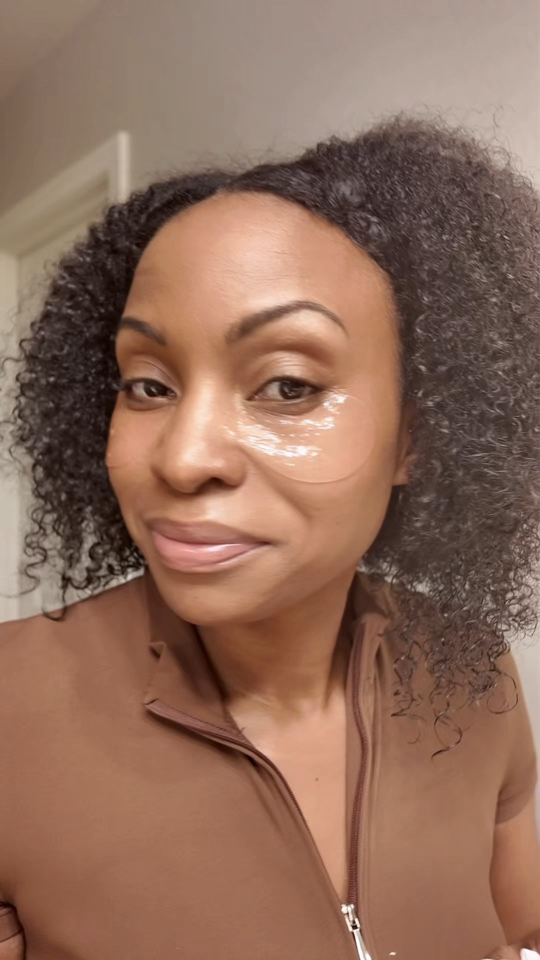 If your eyes look exhausted, this is for you! These Cosrx eye patches reduce puffiness, hydrate, and refresh the under eye area.


#LTKBeauty