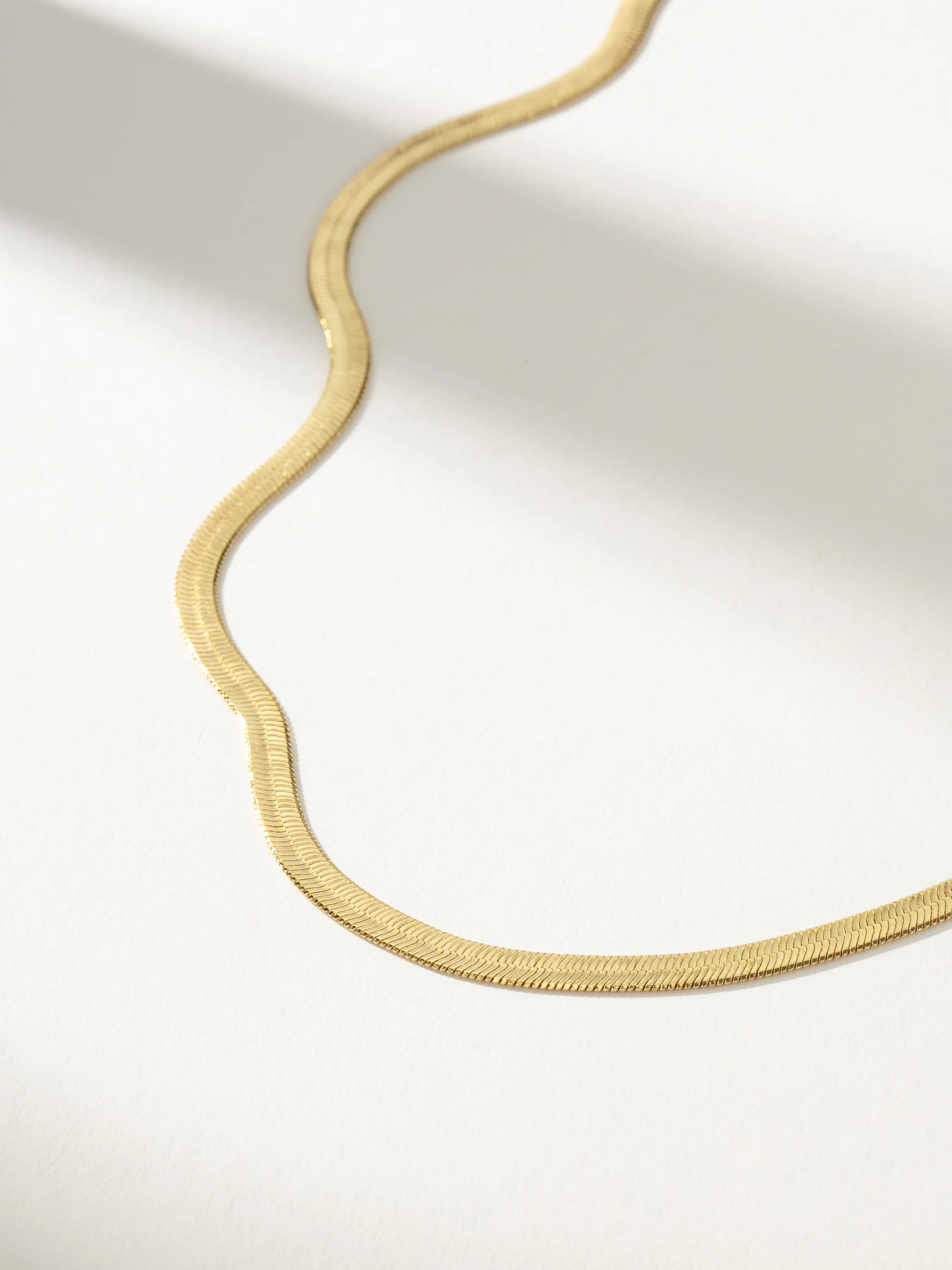 Horizon Herringbone Chain Necklace in Gold | Uncommon James | Uncommon James