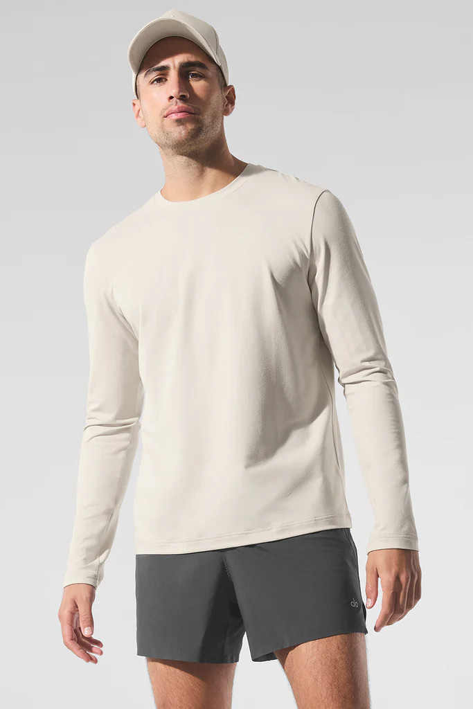 Conquer Reform Crewneck Long Sleeve | Alo Yoga (US)