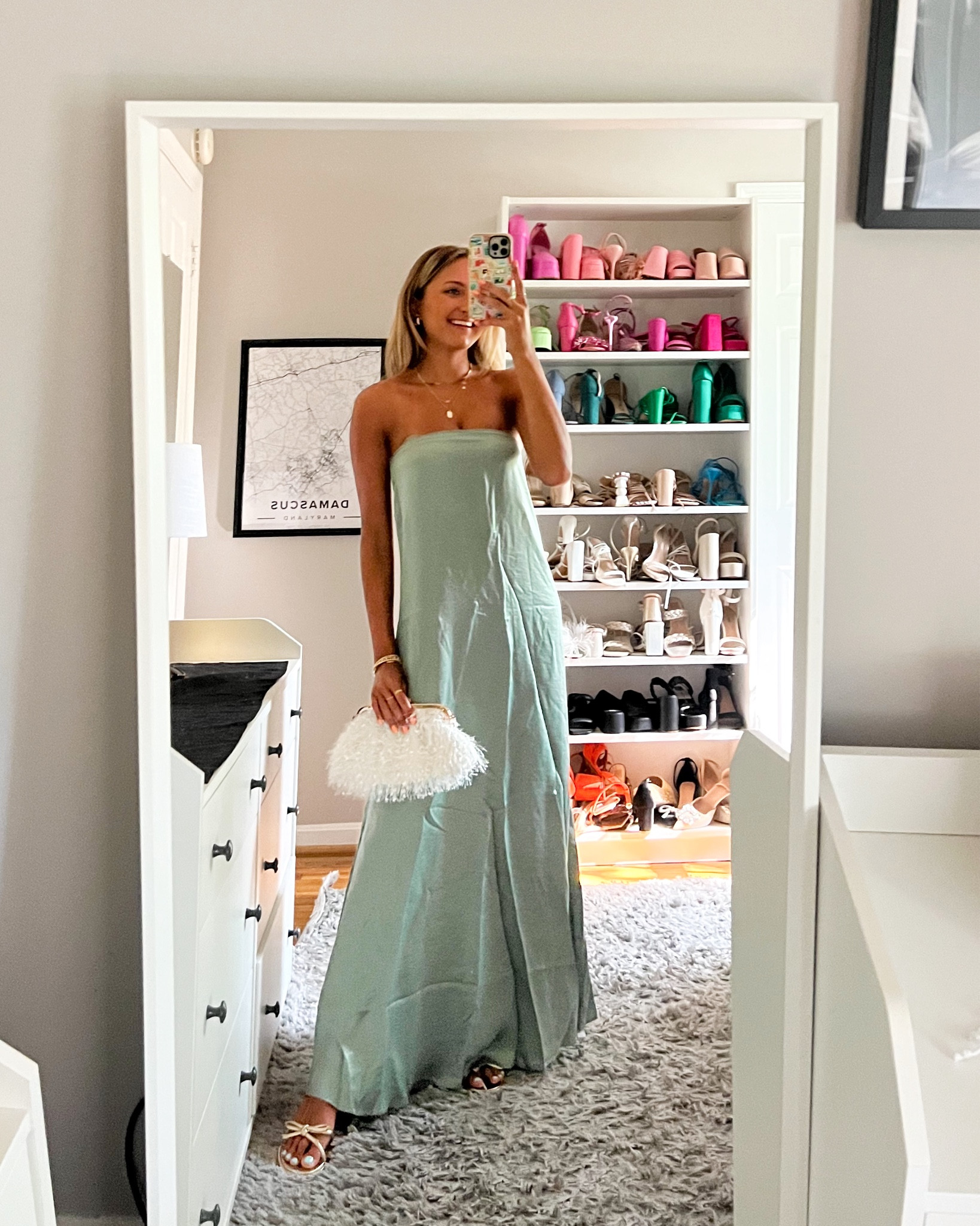 Abercrombie wedding guest dress! Get 15% off $150 purchase right now! Wearing a XS regular in this style 👗💕