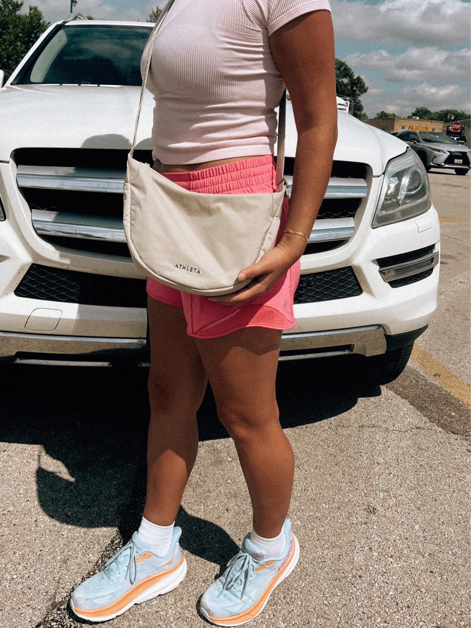 In looooove with this Athleta bag

#LTKBacktoSchool #LTKFind #LTKbeauty