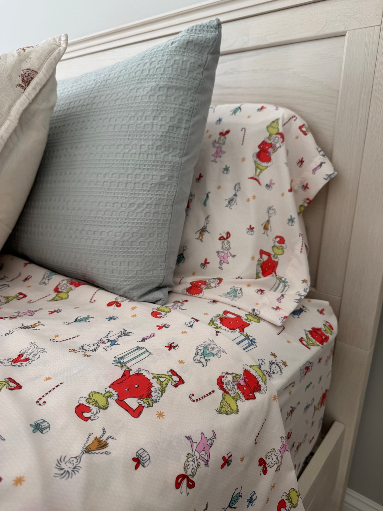 Grinch sheets 
Target finds 