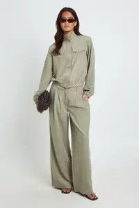 Khaki Peached Pleated Wide Leg Trousers | Boohoo | Boohoo.com (UK & IE)