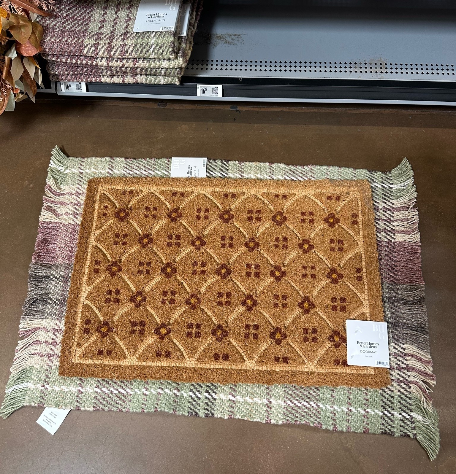 Cozy Fall rug

Front door rug 
Rug 
Walmart home 
Entryway 
Autumn

#LTKSaleAlert #LTKHome #LTKSeasonal
