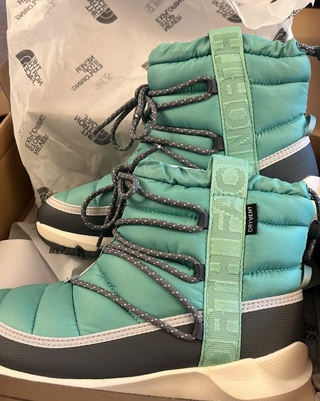 Sale Thermoball snow boots for this weekend trip 

#LTKSeasonal #LTKSale