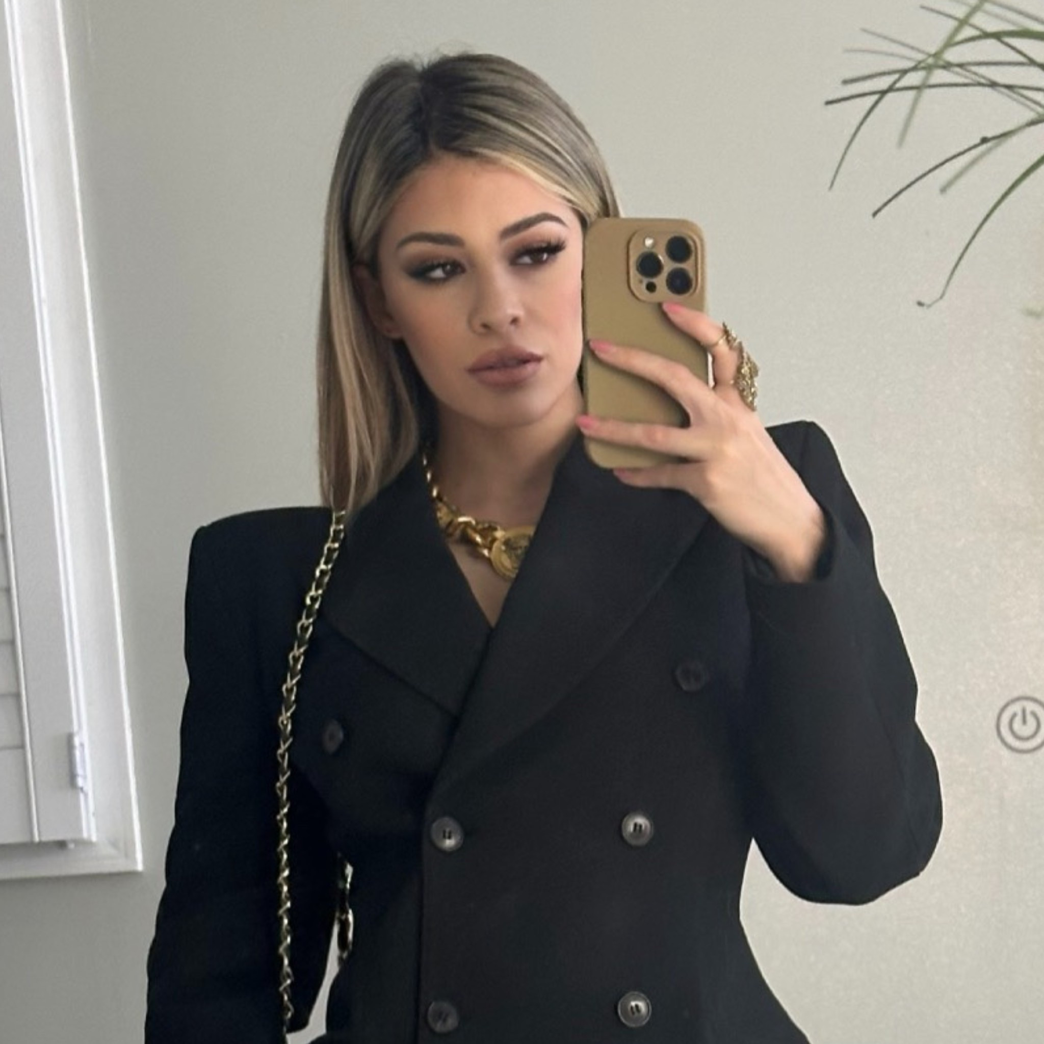 Linking my go-to Sephora must-haves — everything I used for this makeup look is below 🤍 & they are on sale! 

#LTKbeauty #LTKmakeup #LTKHoliday #SephoraSale #SephoraHaul #MakeupRoutine #SoftGlamMakeup #BeautyMustHaves #MakeupFavorites #HolidayGlam

#LTKGiftGuide #LTKgrwm #LTKHoliday
