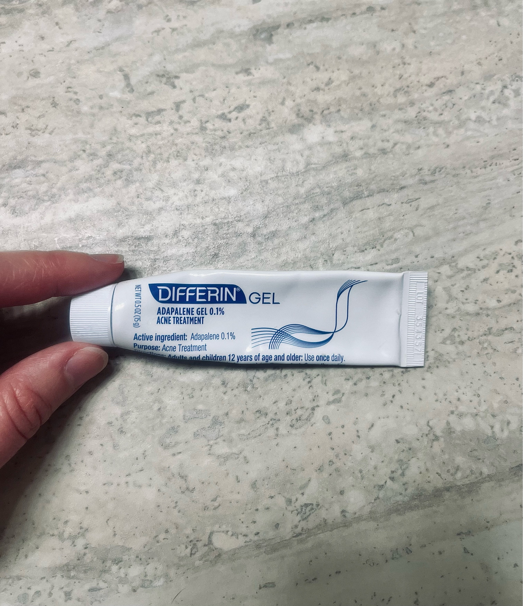 Honestly, this acne treatment has changed my life. I refuse to pay for a dermatology appointment because I’m stubborn so I decided to try adding this to my night time skin care and it has cleared up my hormonal acne like all the expensive things dermatologists have prescribed me in the past. 

#sensitiveskin #target #skincare #dermatology #targetfind #targetskincare #sensitive #skin #beauty

#LTKbeauty #LTKunder50 #LTKFind
