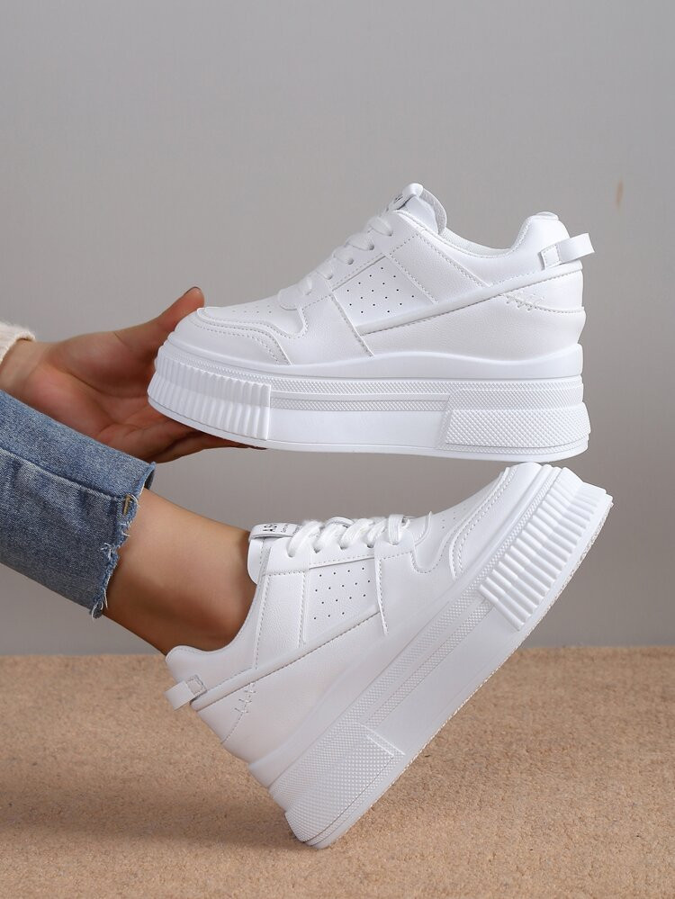 Women Minimalist Letter Graphic Lace-Up Front Platform Wedge Casual Sneakers Skate Shoes | SHEIN