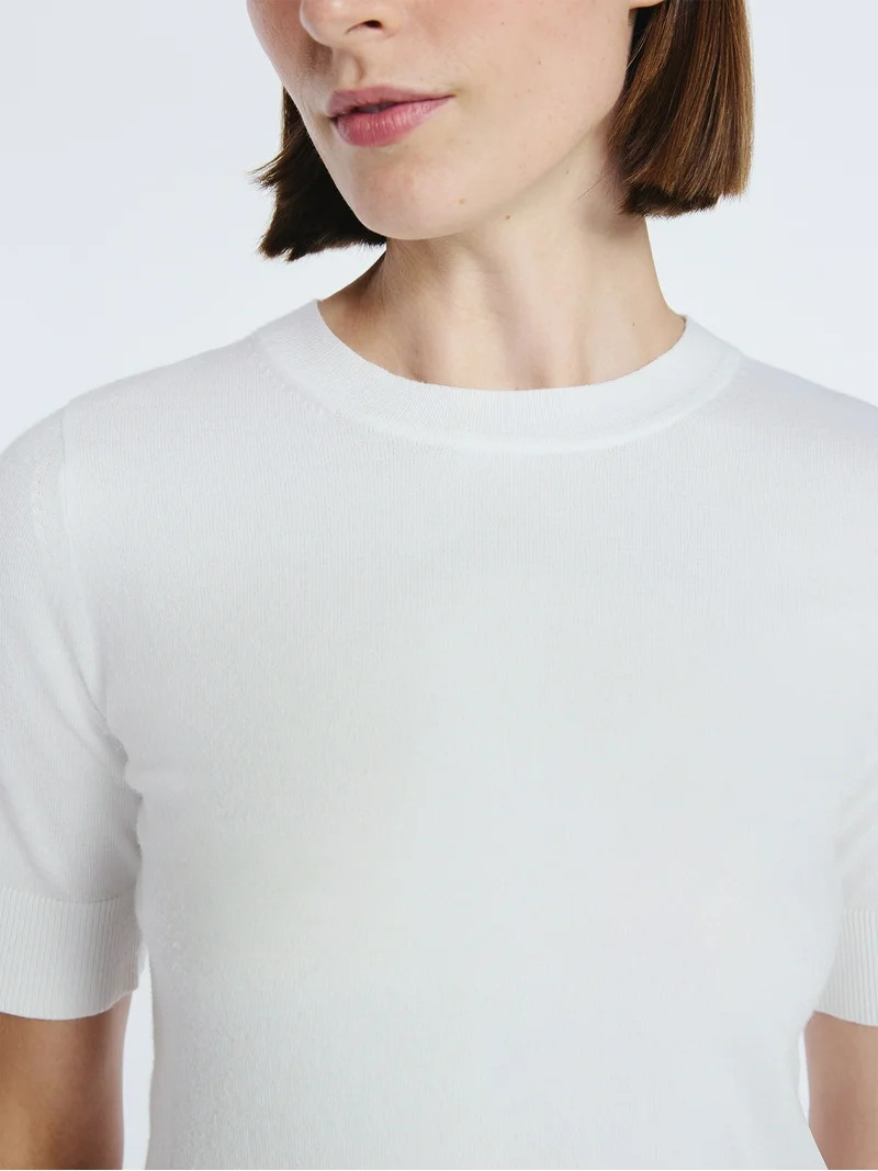 Free Assembly Women's and Women's Plus Cozy Yarn Shrunken Sweater Tee with Short Sleeves, Solid &... | Walmart (US)