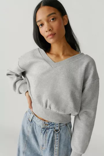UO Perfect V-Neck Sweatshirt | Urban Outfitters (US and RoW)