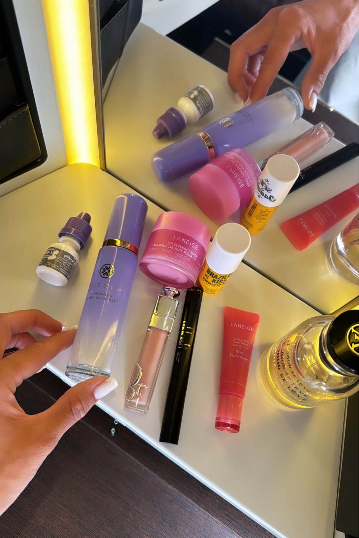 In flight essentials✨✨✈️