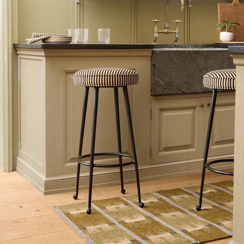 Pierce & Ward Bar & Counter Stools | West Elm (US)