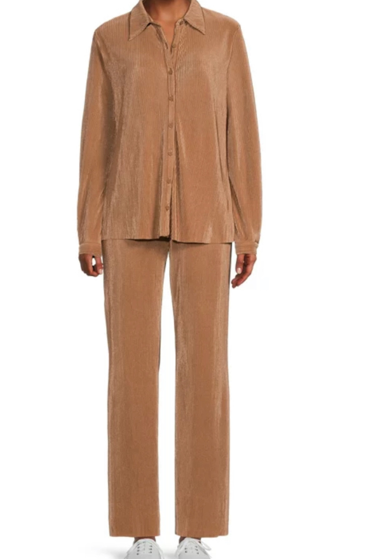 $24 co ord plisse set for the holidays! Makes the perfect holiday party outfit, wearing S! #walmartpartner @Walmart @WalmartFashion #Walmart #WalmartFashion