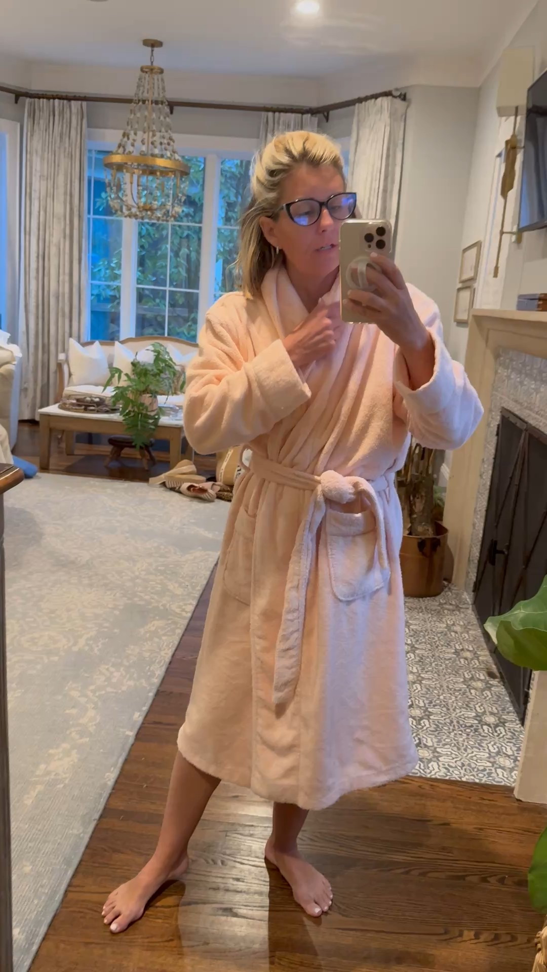 Sheet washing day over here! I feel like I need to remind y’all that I have a discount code on the most amazing sheets, pajamas and my favorite robe of all time! ￼
Code CE-MIXANDMATCHMADNESS  for 20% off sitewide 

#LTKHome #LTKdayinmylife #LTKmorningroutine