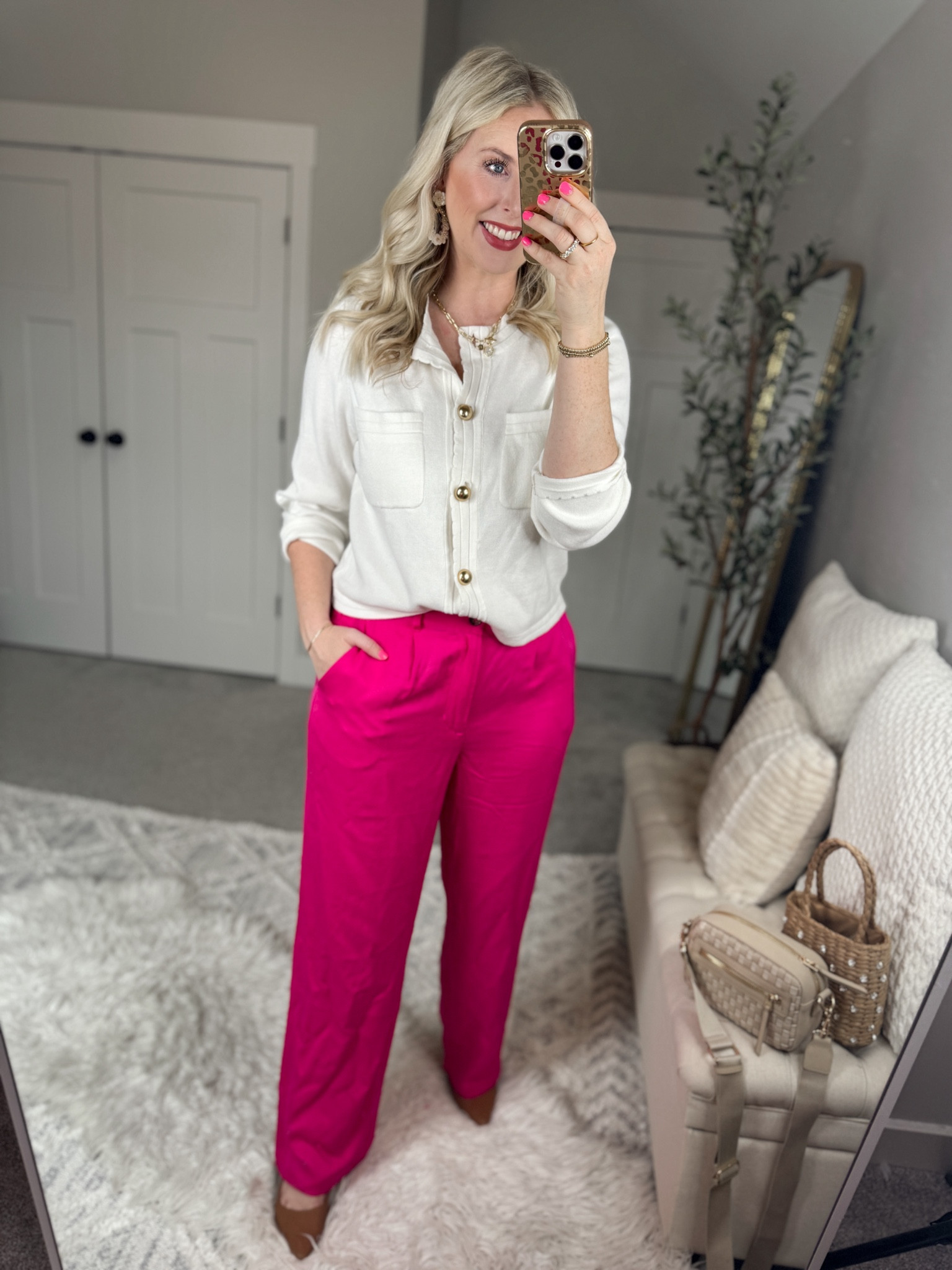 Daily try on, Walmart outfit, Walmart fashion, Walmart try on, workwear, pink pants 

Medium 

#LTKSeasonal #LTKworkwear #LTKfindsunder50