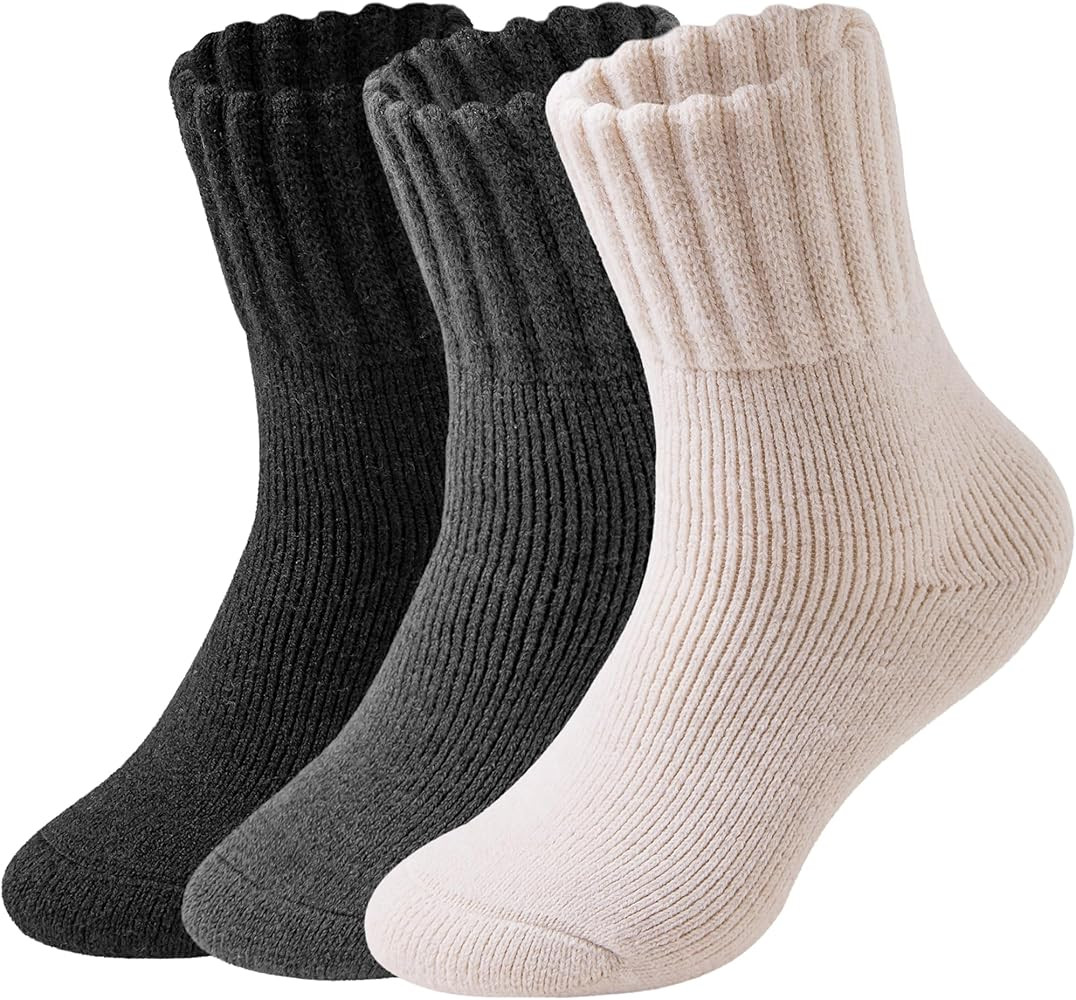 Josnown Thermal Boot Socks for Women 3 Pairs Thick Warm Winter Crew Socks Full Cushioned - Gifts ... | Amazon (US)