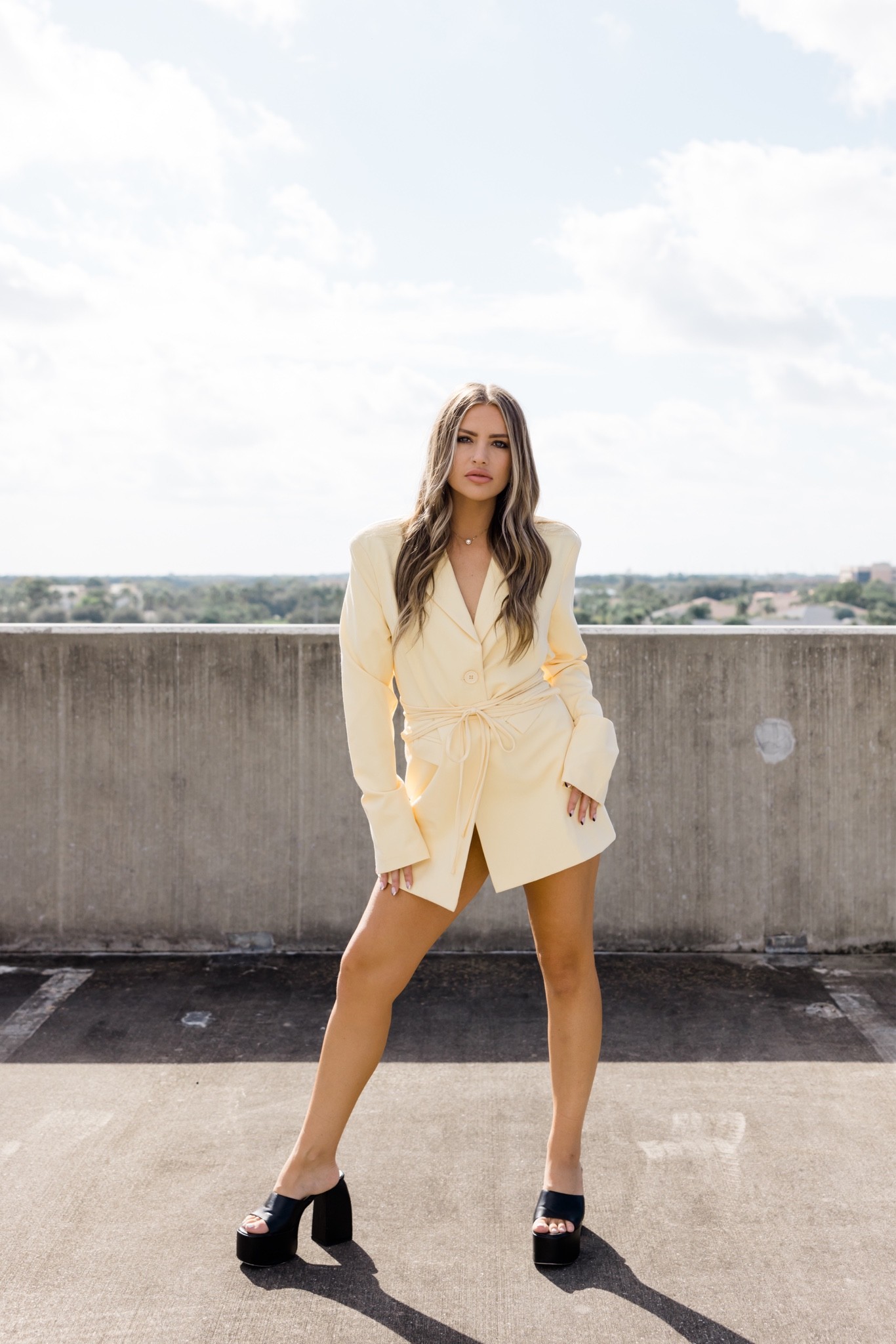 Obsessed with oversized blazers for fall! Add a chunky heel or boot for a really easy, trendy look! 

#LTKsalealert #LTKSeasonal #LTKunder100