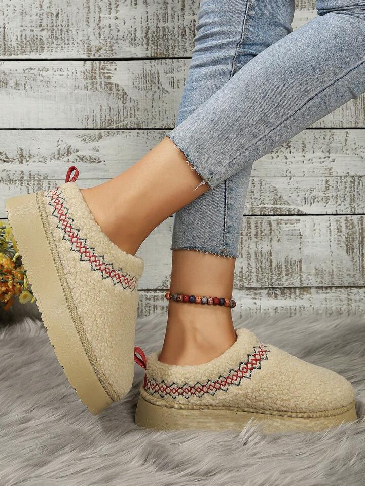 Super Fluffy Solid Slippers - Luxurious Furry Lining, Comfortable And Soft Sole, Non-Slip - Perfe... | SHEIN