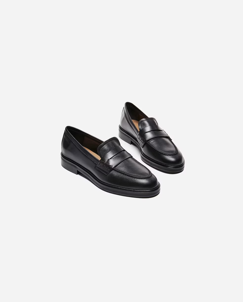 Sara Leather | Flattered