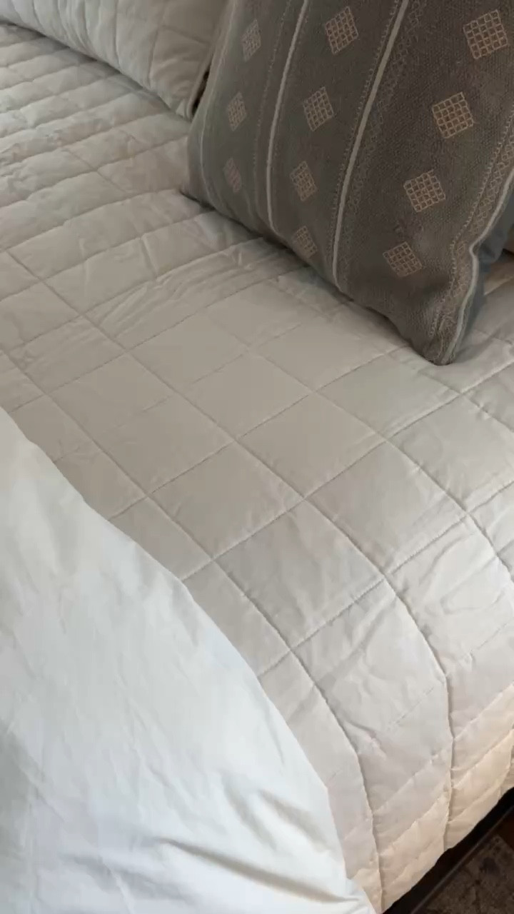 It feels so soft & washes so well! @onequince #quincepartner

Loverly Grey, bedding, bedroom, Quince, home finds 

#LTKHome