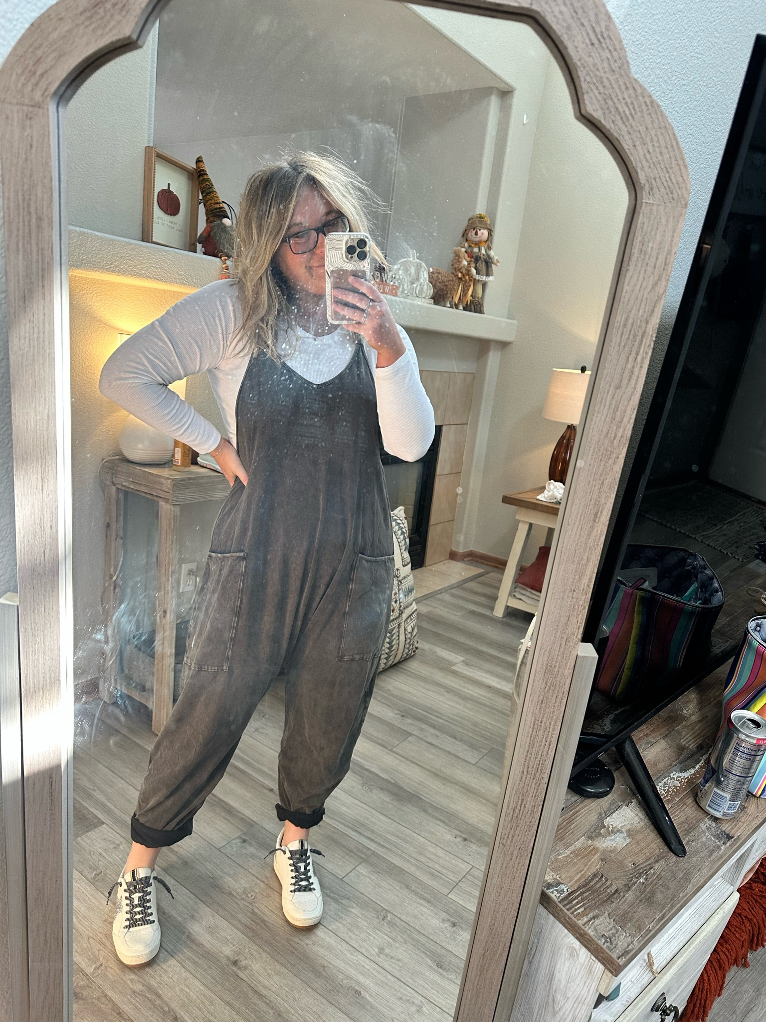 Comfy travel outfit inspo