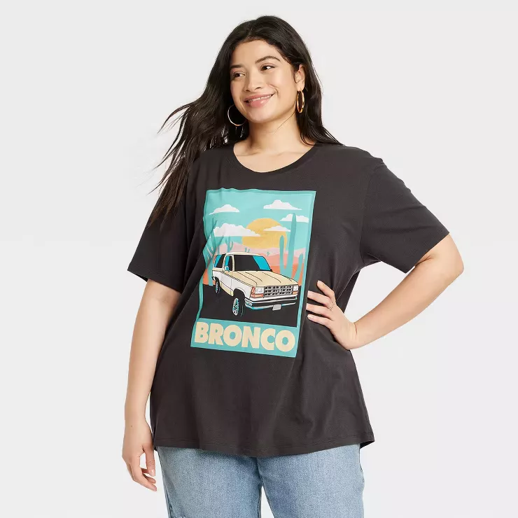 Women's Ford Bronco Short Sleeve Graphic T-shirt - Green : Target